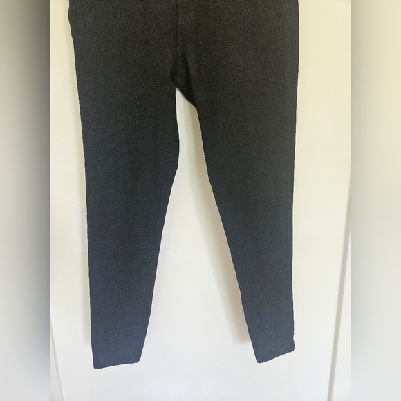 Frame Le High Skinny in Film Noir - Picture 5 of 15